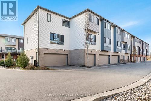 22 - 369 Essa Road, Barrie, ON - Outdoor With Balcony