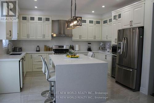 4617 Simmons Road E, Burlington, ON - Indoor Photo Showing Kitchen