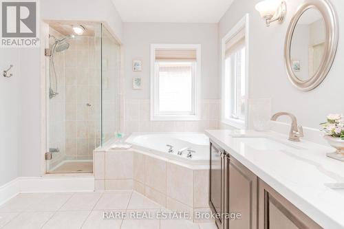 390 Barber Drive, Halton Hills, ON - Indoor Photo Showing Bathroom