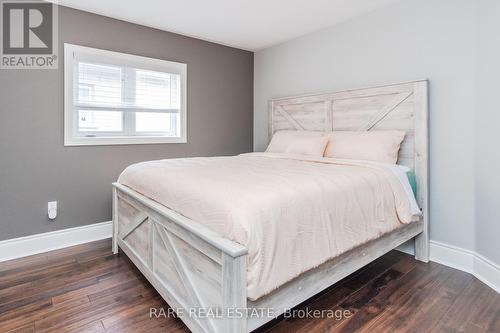 390 Barber Drive, Halton Hills, ON - Indoor Photo Showing Bedroom