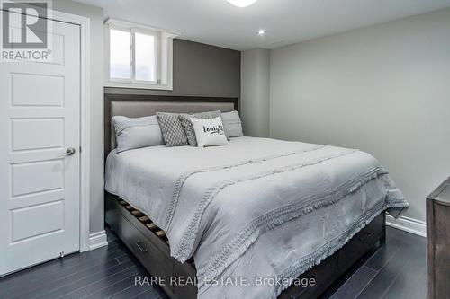 390 Barber Drive, Halton Hills, ON - Indoor Photo Showing Bedroom