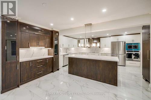 1436 Stonecutter Drive, Oakville, ON - Indoor Photo Showing Kitchen With Stainless Steel Kitchen With Upgraded Kitchen