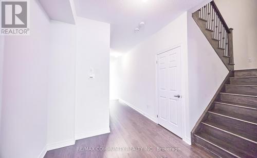 1028 Crowsnest Hollow, Pickering, ON - Indoor Photo Showing Other Room