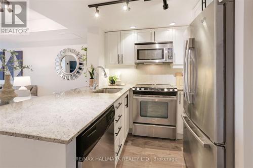 613 - 65 East Liberty Street, Toronto, ON - Indoor Photo Showing Kitchen With Stainless Steel Kitchen With Upgraded Kitchen