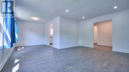 188 Hilltop Drive, East Gwillimbury, ON - Indoor Photo Showing Other Room