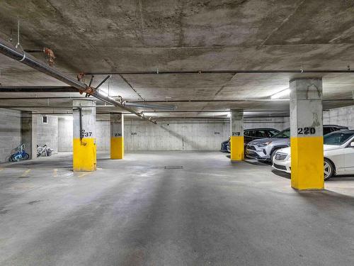 Stationnement - 1109-10550 Place De L'Acadie, Montréal (Ahuntsic-Cartierville), QC - Indoor Photo Showing Garage