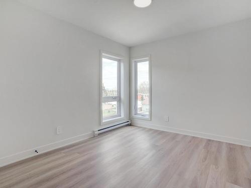 Bedroom - 1-145 Rue Brunet, Salaberry-De-Valleyfield, QC - Indoor Photo Showing Other Room