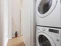 204-770 Bay St, Toronto, ON  - Indoor Photo Showing Laundry Room 