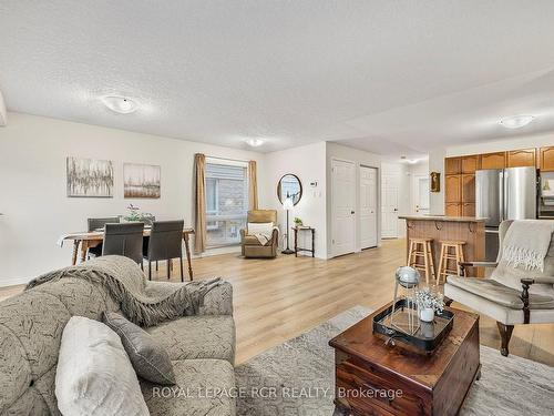 21 Colbourne Cres, Orangeville, ON - Indoor Photo Showing Living Room