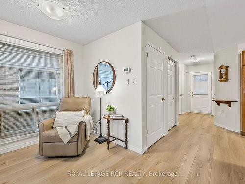 21 Colbourne Cres, Orangeville, ON - Indoor Photo Showing Other Room