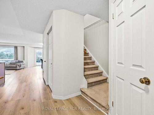 21 Colbourne Cres, Orangeville, ON - Indoor Photo Showing Other Room