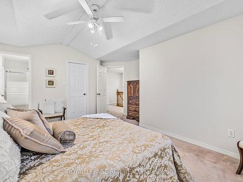 21 Colbourne Cres, Orangeville, ON - Indoor Photo Showing Bedroom