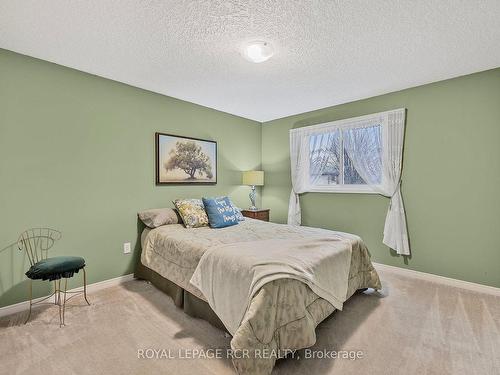 21 Colbourne Cres, Orangeville, ON - Indoor Photo Showing Bedroom