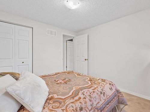 21 Colbourne Cres, Orangeville, ON - Indoor Photo Showing Bedroom