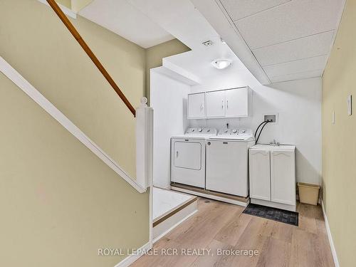 21 Colbourne Cres, Orangeville, ON - Indoor Photo Showing Laundry Room