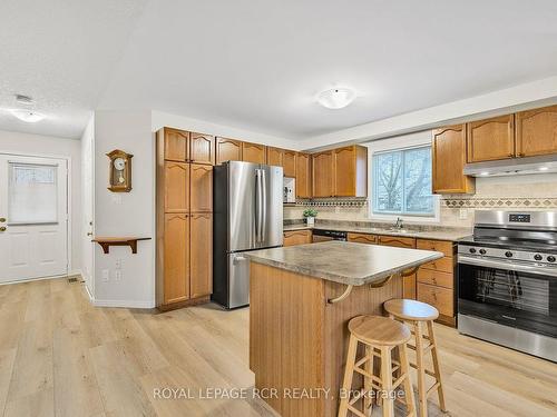 21 Colbourne Cres, Orangeville, ON - Indoor Photo Showing Kitchen