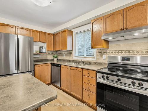 21 Colbourne Cres, Orangeville, ON - Indoor Photo Showing Kitchen With Double Sink