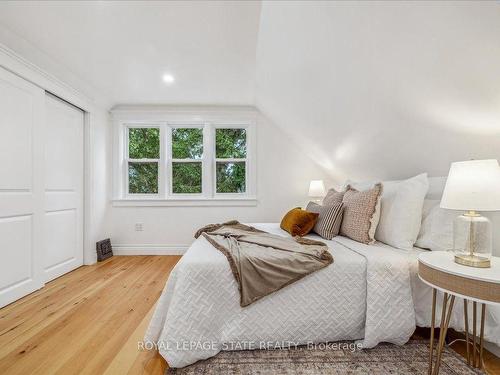 3 East St E, Grimsby, ON - Indoor Photo Showing Bedroom