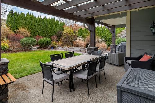 667 Quarry Avenue, Kelowna, BC - Outdoor With Deck Patio Veranda With Exterior