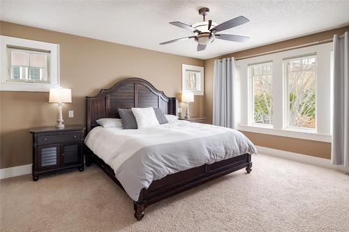 667 Quarry Avenue, Kelowna, BC - Indoor Photo Showing Bedroom