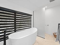 Ensuite bathroom - 