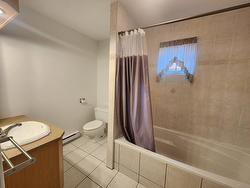 Ensuite bathroom - 