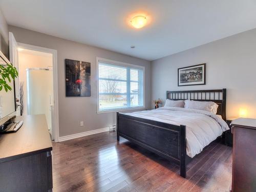 Bedroom - 317 Rue Du Noroît, Salaberry-De-Valleyfield, QC - Indoor Photo Showing Bedroom