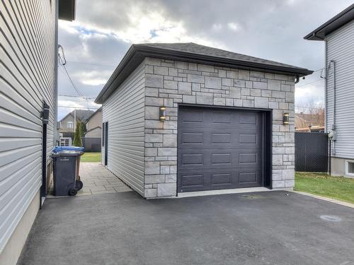 Garage - 317 Rue Du Noroît, Salaberry-De-Valleyfield, QC - Outdoor With Exterior