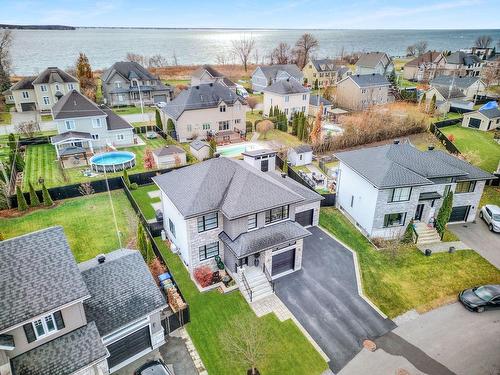 Aerial photo - 317 Rue Du Noroît, Salaberry-De-Valleyfield, QC - Outdoor With Body Of Water With View