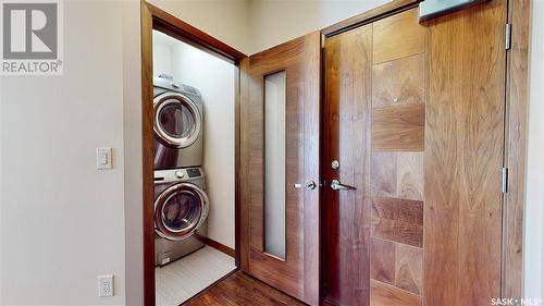 404 2101 Heseltine Road, Regina, SK - Indoor Photo Showing Laundry Room