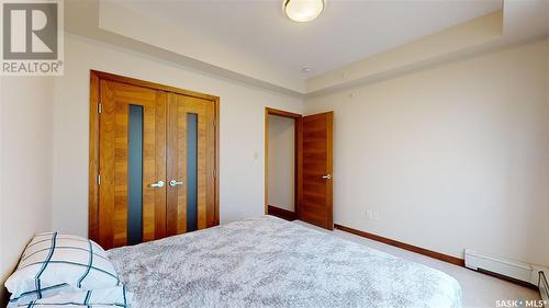 404 2101 Heseltine Road, Regina, SK - Indoor Photo Showing Bedroom