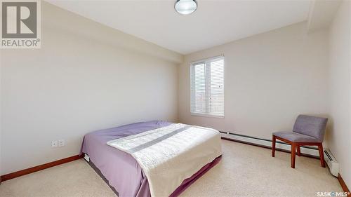 404 2101 Heseltine Road, Regina, SK - Indoor Photo Showing Bedroom