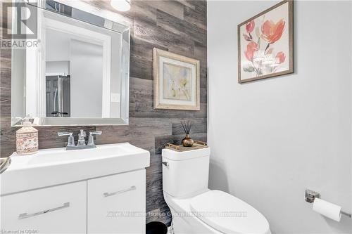 40 Pettitt Drive, Guelph (Grange Hill East), ON - Indoor Photo Showing Bathroom