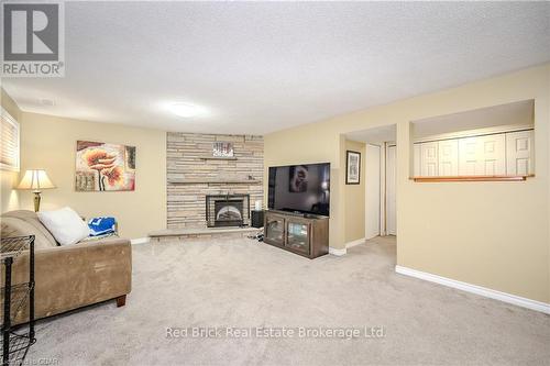 59 June Avenue, Guelph (June Avenue), ON - Indoor Photo Showing Living Room With Fireplace