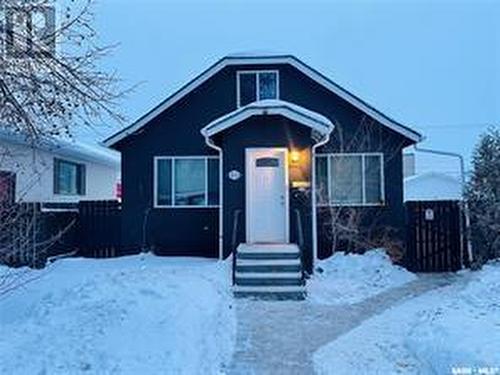 1111 23Rd Street W, Saskatoon, SK - Outdoor