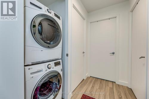 3308 - 81 Navy Wharf Court, Toronto, ON - Indoor Photo Showing Laundry Room