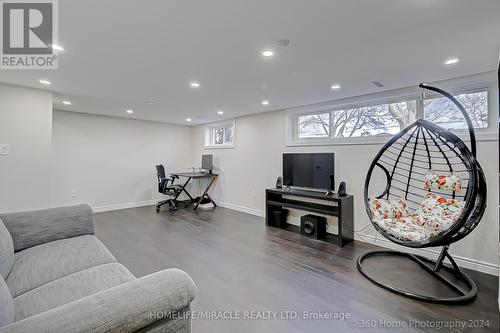 68 Droxford Avenue, Toronto, ON - Indoor