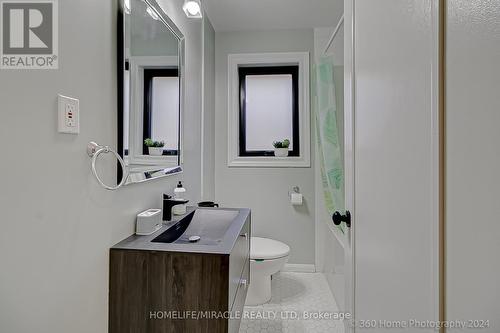 68 Droxford Avenue, Toronto, ON -  Photo Showing Bathroom