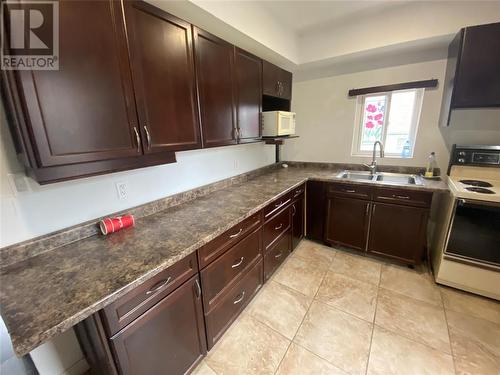 279 Mitton Street South, Sarnia, ON - Indoor Photo Showing Kitchen With Double Sink