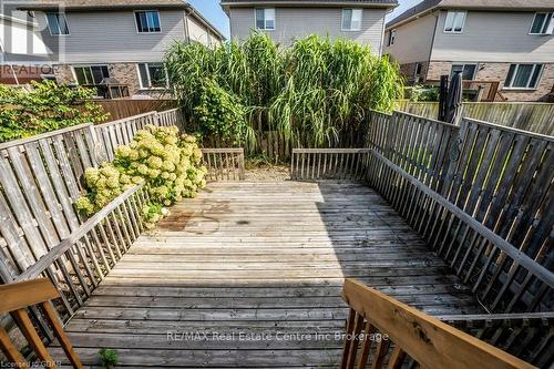 35 Clough Cres Crescent, Guelph (Pine Ridge), ON - Outdoor With Deck Patio Veranda With Exterior