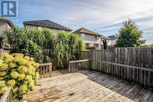 35 Clough Cres Crescent, Guelph (Pine Ridge), ON - Outdoor With Deck Patio Veranda With Exterior