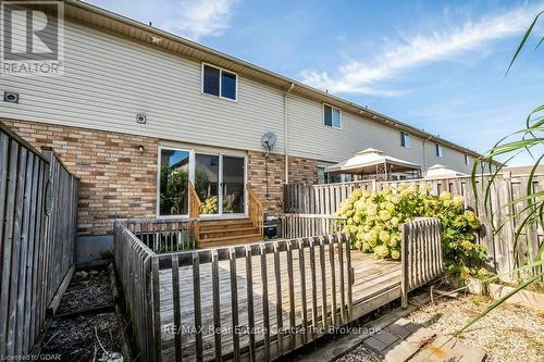 35 Clough Cres Crescent, Guelph (Pine Ridge), ON - Outdoor With Deck Patio Veranda With Exterior