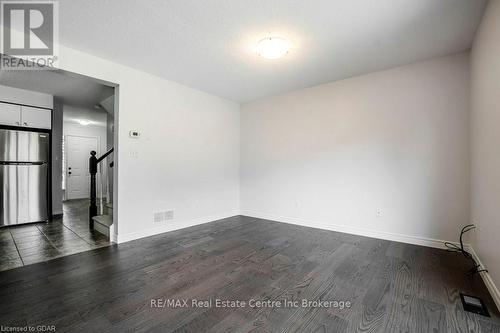 35 Clough Cres Crescent, Guelph (Pine Ridge), ON - Indoor Photo Showing Other Room