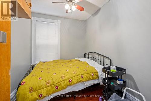 857.5 Waterloo Street, London, ON - Indoor Photo Showing Bedroom