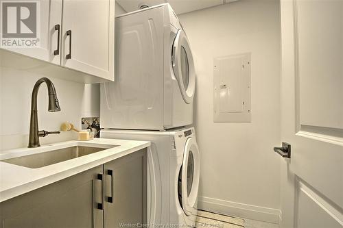 3817 Howard Avenue Unit# 214, Windsor, ON - Indoor Photo Showing Laundry Room