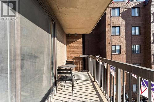 3936 Wyandotte Street East Unit# 311, Windsor, ON - Outdoor With Exterior