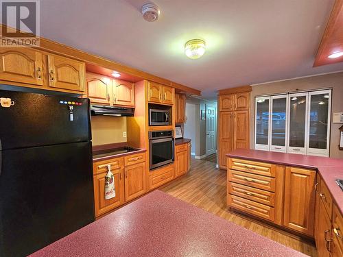 27 Glenhaven Boulevard, Corner Brook, NL - Indoor Photo Showing Kitchen