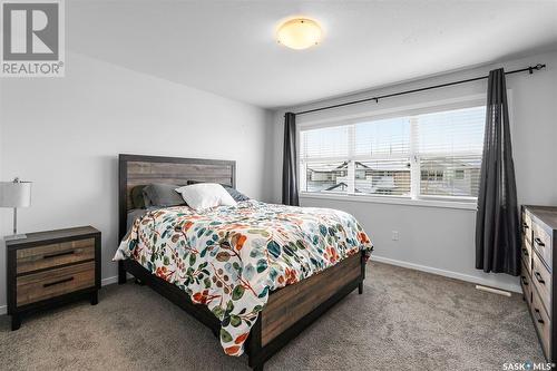 443 Secord Way, Saskatoon, SK - Indoor Photo Showing Bedroom