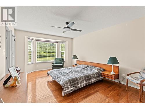 686 6 Street, Vernon, BC - Indoor Photo Showing Bedroom