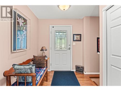 686 6 Street, Vernon, BC - Indoor Photo Showing Other Room